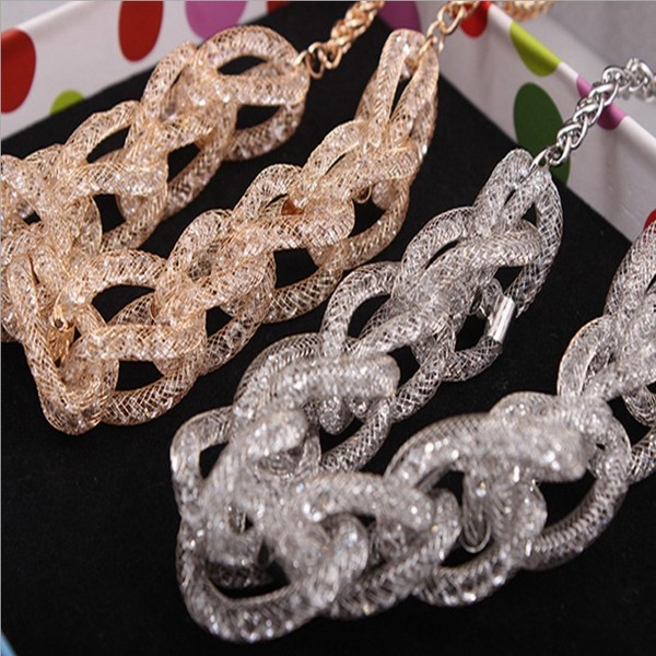 Μοντέρνο γυναικείο κολιέ  σε χρυσό και ασημί χρώμα