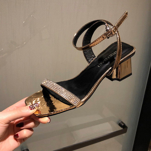 Sandale de dama moderne in trei culori cu pietre decorative