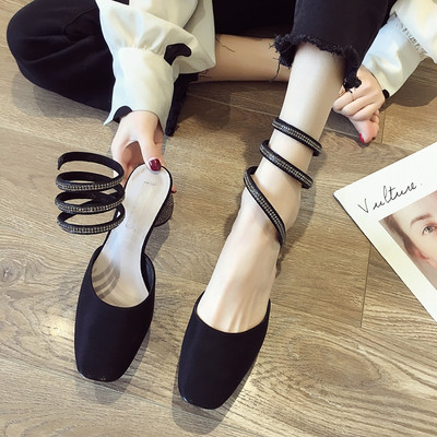 Модерни дамски сандали в два цвята - заоблен модел