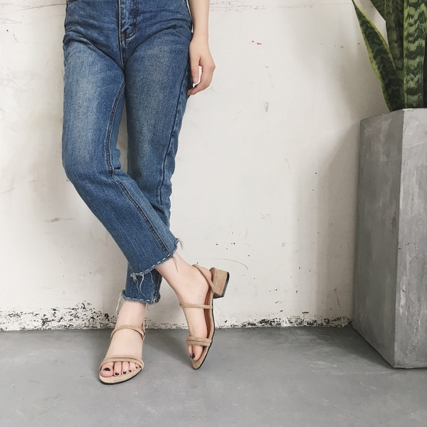 Ежедневни дамски сандали от еко велур в три цвята