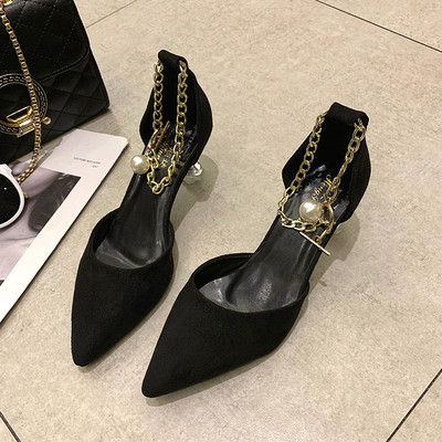 НОВО Модерни дамски обувки с екстравагантен ток в няколко цвята от еко велур