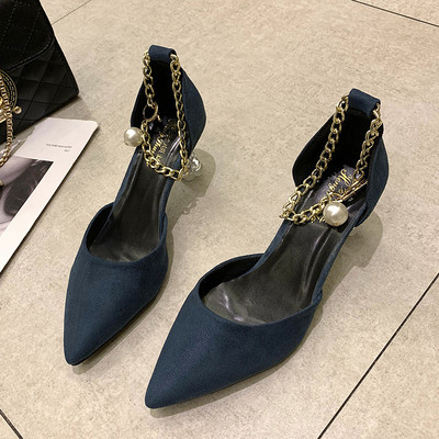 НОВО Модерни дамски обувки с екстравагантен ток в няколко цвята от еко велур