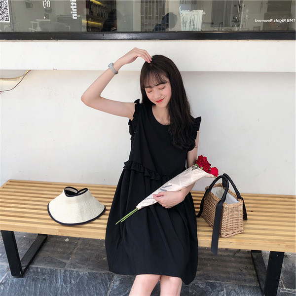 Ежедневна дамска рокля с О-образно в червен и бял цвят