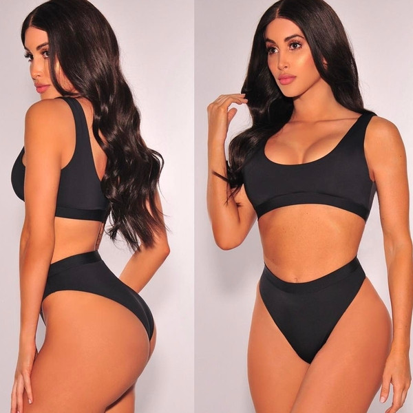 Изчистен модел бански костюм от две части в пет цвята