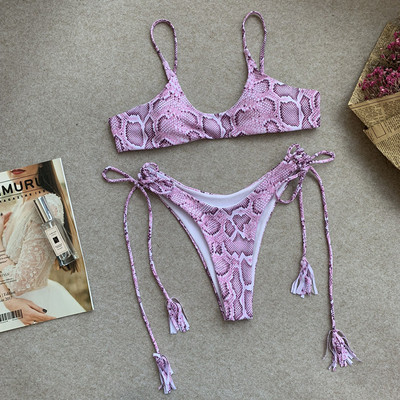 Costum de baie modern din două piese în mai multe culori cu model