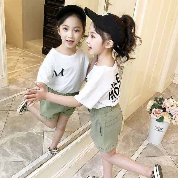 Set modern pentru copii în verde și roz