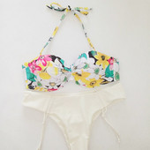 Costum de baie model NOU în două părți cu motiv floral