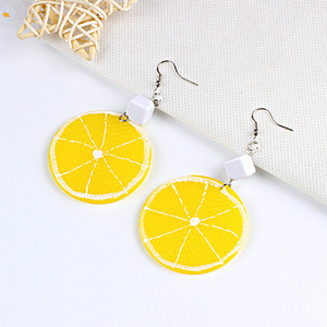 Ежедневни дамски обеци в жълт цвят 