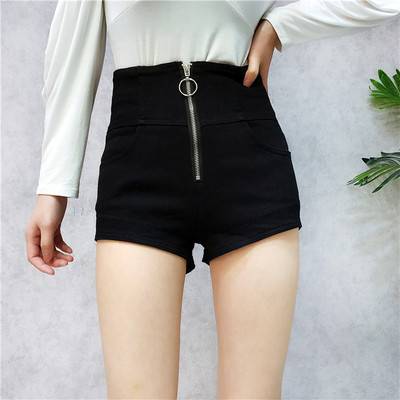 Pantaloni scurți de damă la modă cu fermoar în negru