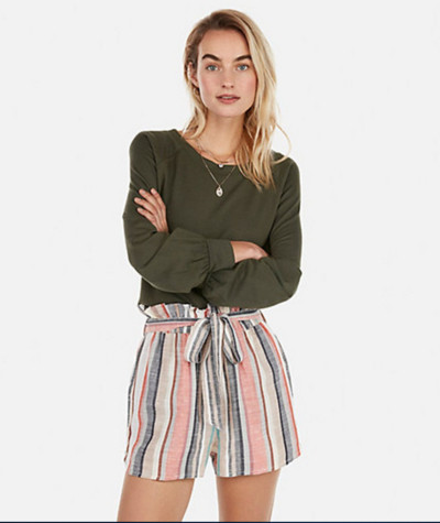 Дамски раирани къси панталони в три цвята 