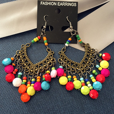 Стилни дамски обеци с камъни в няколко цвята 