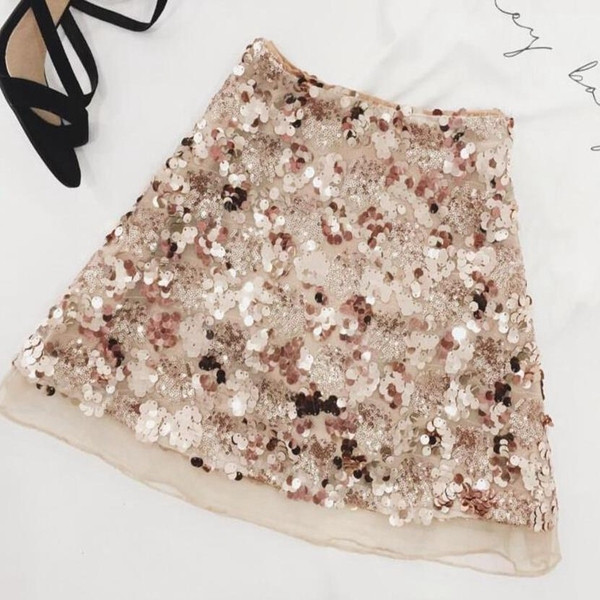 Къса дамска пола с пайети в златист и сребрист цвят