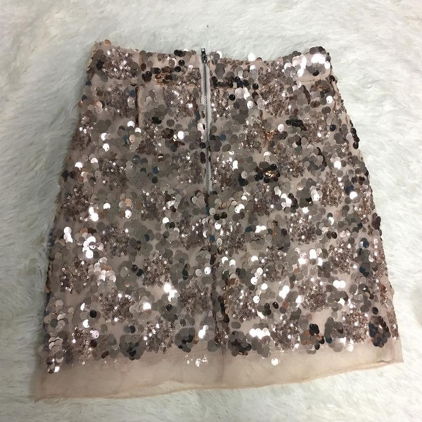 Къса дамска пола с пайети в златист и сребрист цвят