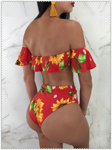Costum de baie din două piese cu model floral