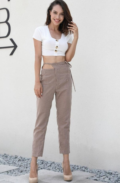 Стилен дамски панталон с висока талия и връзки в кафяв цвят