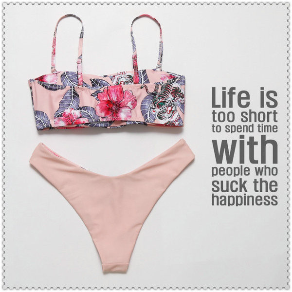 Модерен бански костюм с двулицево долнище