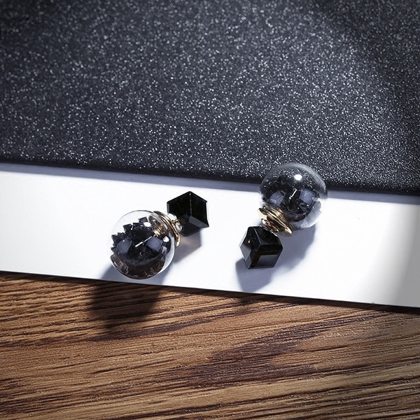 Стилни дамски обеци във формата на топка в няколко цвята 