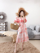 Дълга лятна рокля с голи рамене в два цвята