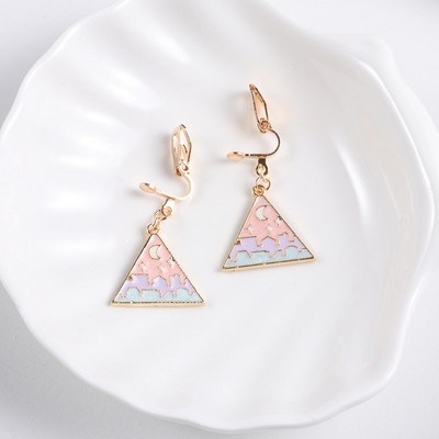 Cercei moderni de dama cu culoare roz in doua modele