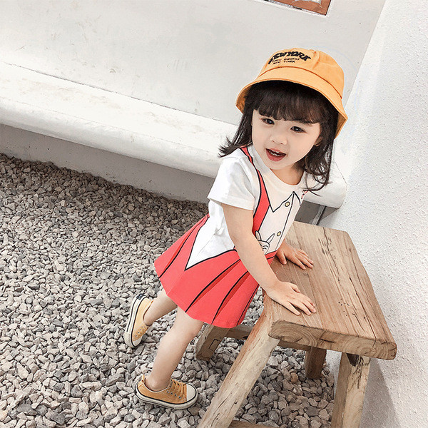 Rochie modernă pentru copii pentru fete în alb