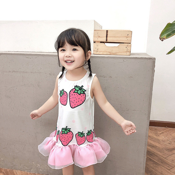 Модерна детска рокля за момичета в бял цвят с тюл