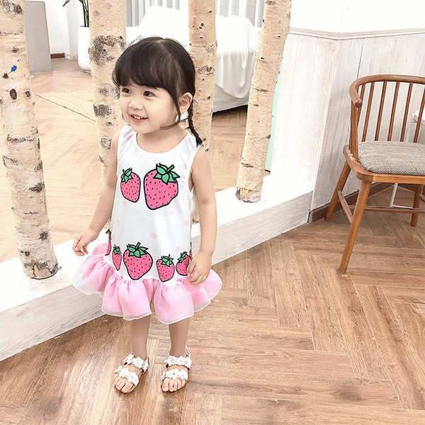 Модерна детска рокля за момичета в бял цвят с тюл