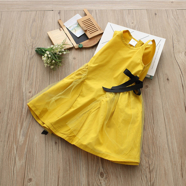 Разкроена детска рокля в жълт цвят за момичета