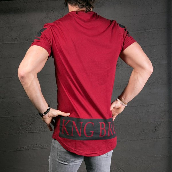 Модерна мъжка тениска с апликация в черен и червен цвят