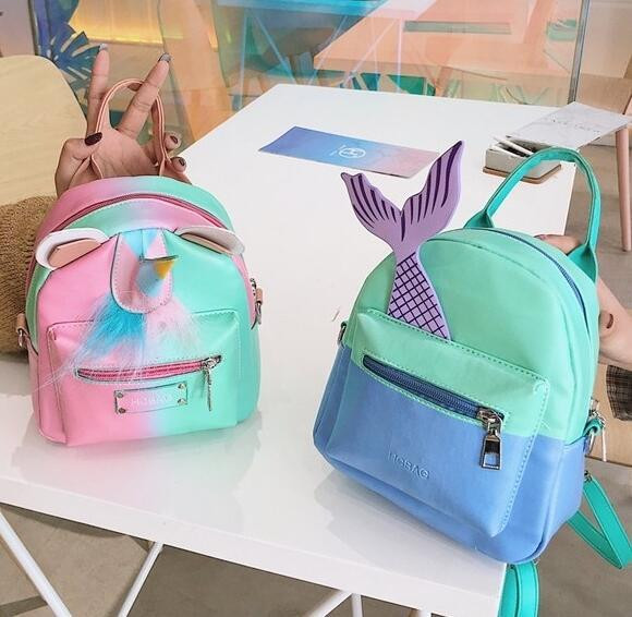 Rucsac modern de dama cu elemente 3D in diferite culori