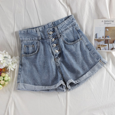 Дамски къси панталони с копчета в три цвята