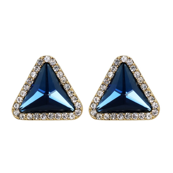 Нов модел дамски обеци в няколко цвята