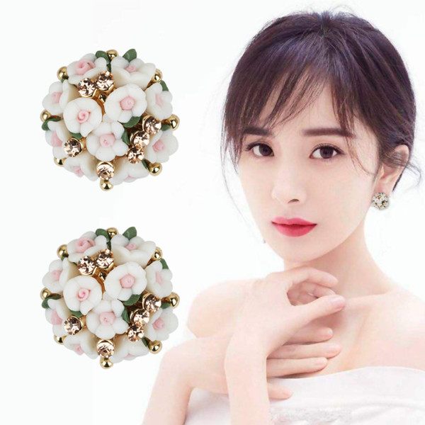 Дамски обеци на цветя в няколко цвята