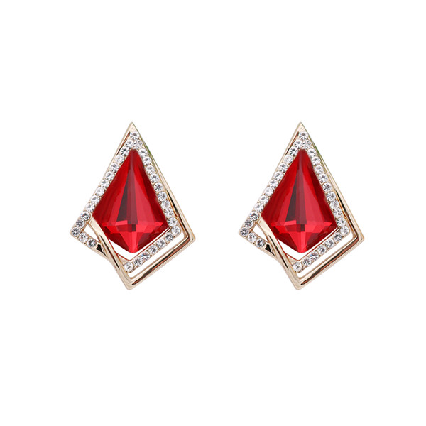 Елегантни дамски обеци в няколко цвята