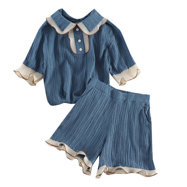 Стилен дамски комплект включващ риза и къси панталони в син, кафяв и черен цвят