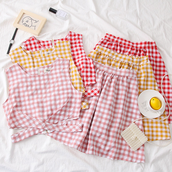 Нов модел дамски кариран комплект в няколко цвята