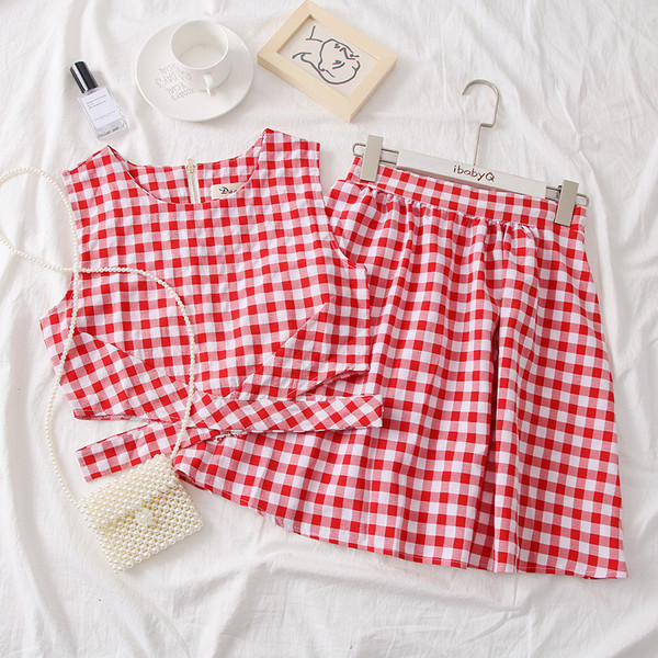 Нов модел дамски кариран комплект в няколко цвята