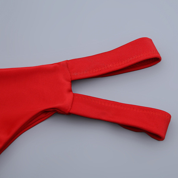 Модерен бански костюм в червен цвят