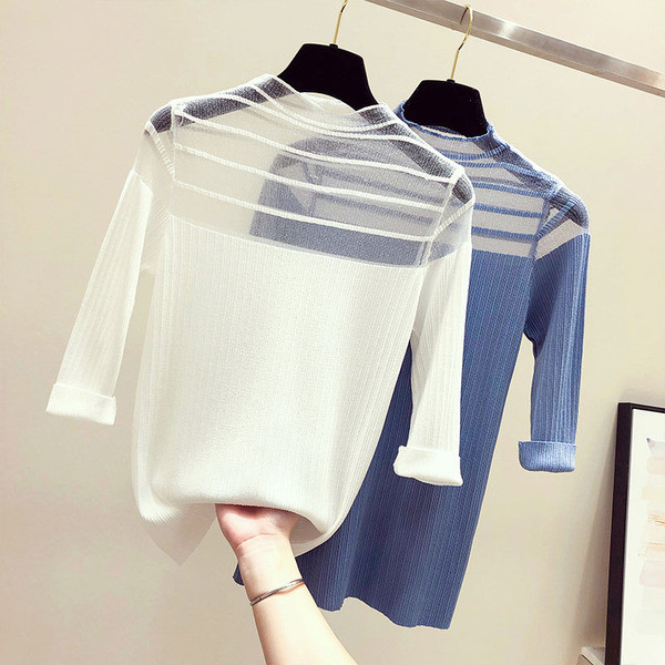 Bluza de dama model nou in albastru alb si negru