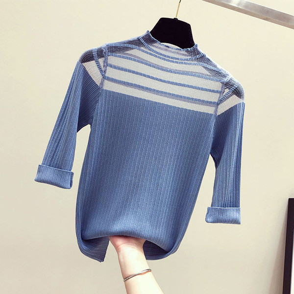 Bluza de dama model nou in albastru alb si negru