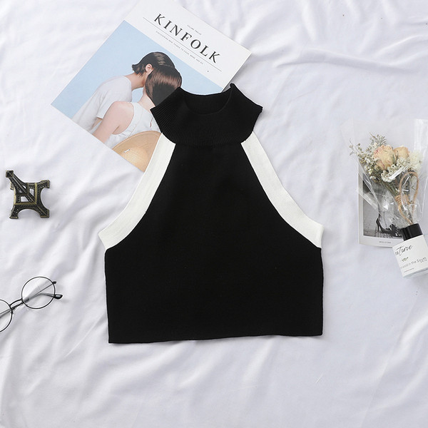 Maieu modern de damă, cu decolteu O și umerii goi, în două culori