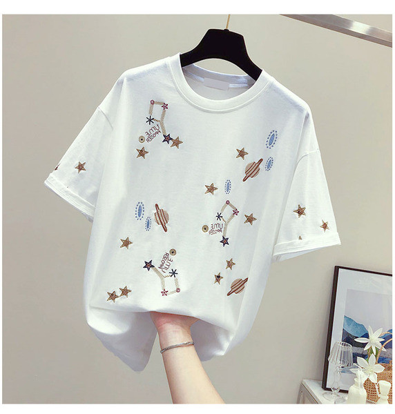 Tricou elegant de damă în alb și negru cu broderie