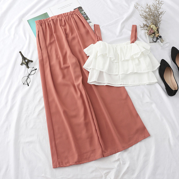 Дамски модерен комплект от две части в четири цвята