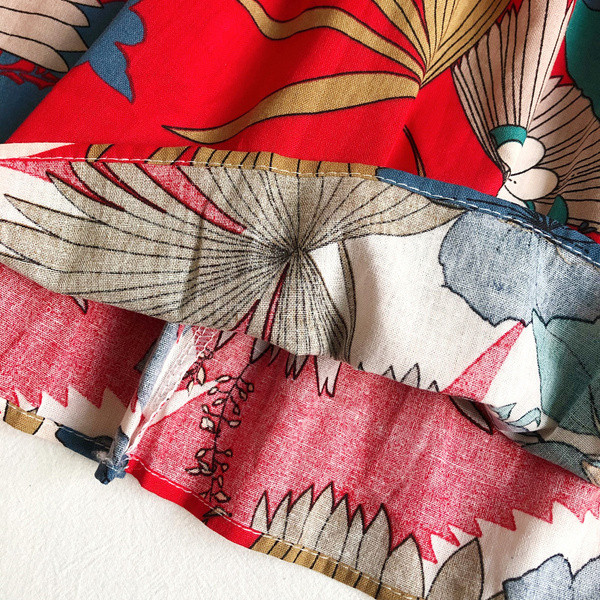 Ежедневна дамска рокля с връзки и флорален мотив