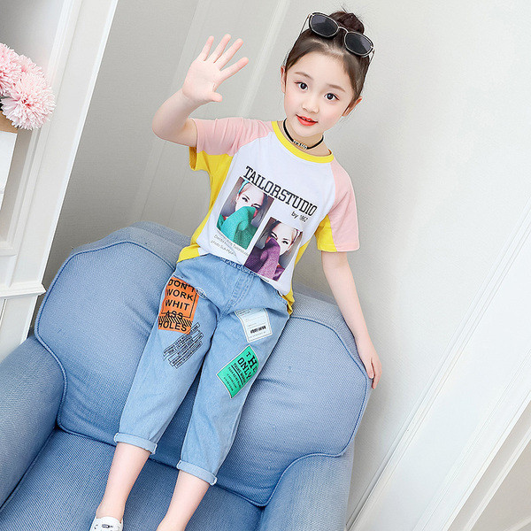 Нов модел детски комплект панталон и блуза в два цвята