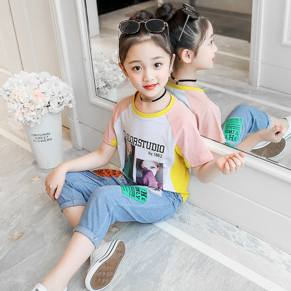 Нов модел детски комплект панталон и блуза в два цвята