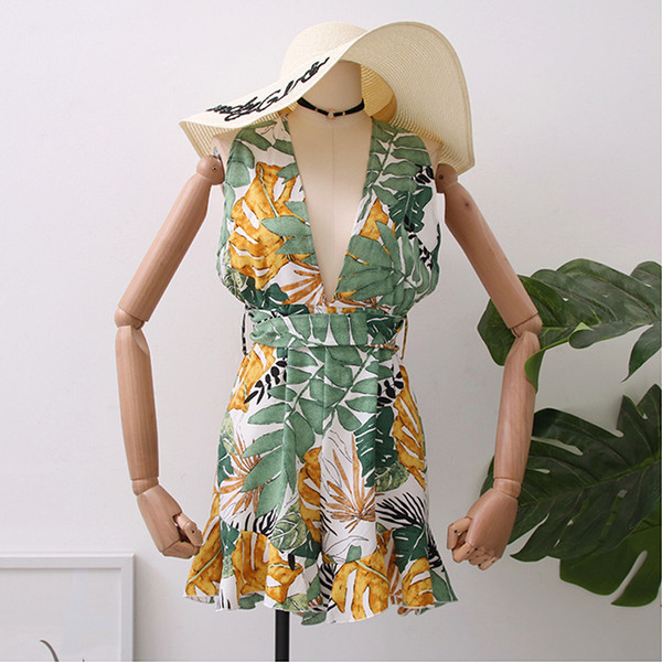 Модерен дамски гащеризон с V-образно деколте и флорален мотив в четири цвята