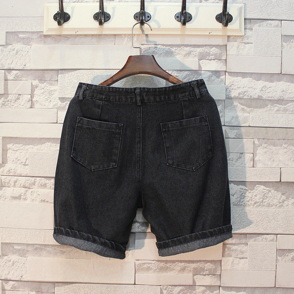 Ежедневни мъжки къси панталони в черен цвят 