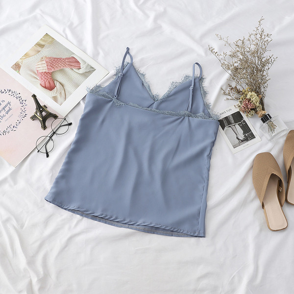 Maieu de damă în patru culori, cu dantelă și decolteu în V