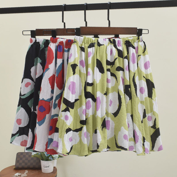 Fusta de dama moderna in mai multe culori