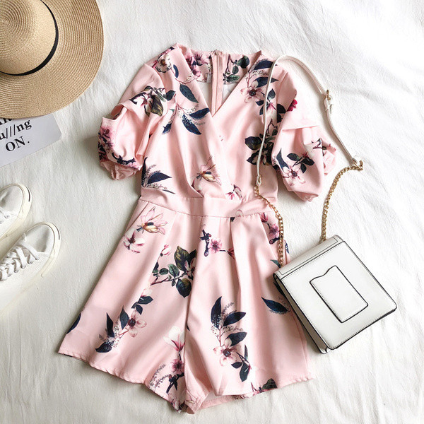 Model nou de salopetă de damă cu mâneci scurte și motive florale